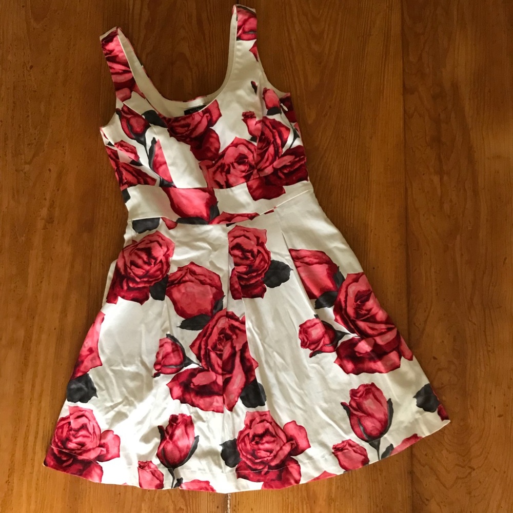 White House Black Market Floral Dress